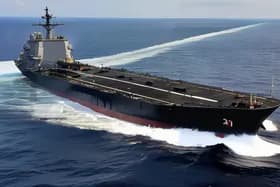 美国海军在大西洋追击后扣押俄罗斯油轮