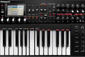 DEVELOPING: Roland's TR-1000 Revolutionizes Music Creation!